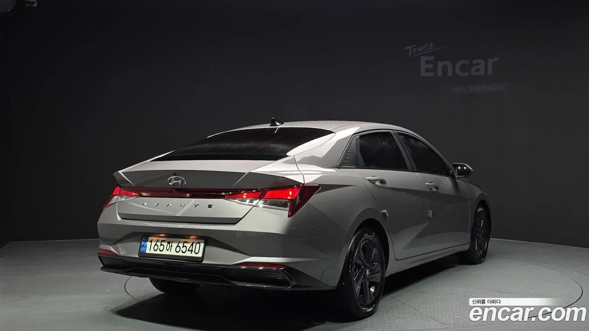 Hyundai AVANTE 2022 из KR, фото 2