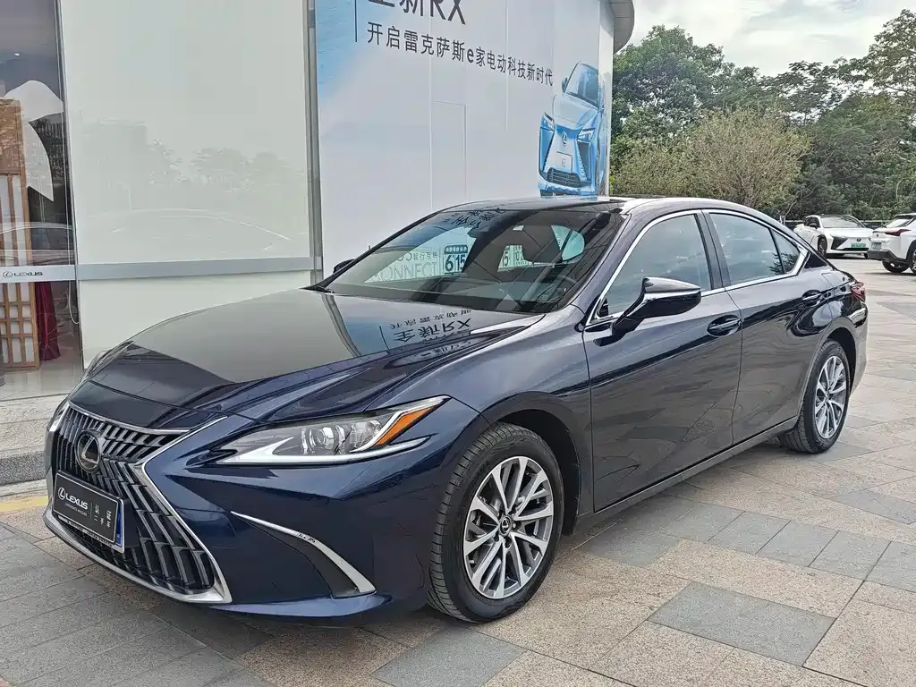 Lexus ES 2024 из CN, фото 1