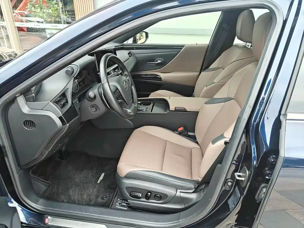 Lexus ES 2024 из CN, фото 7