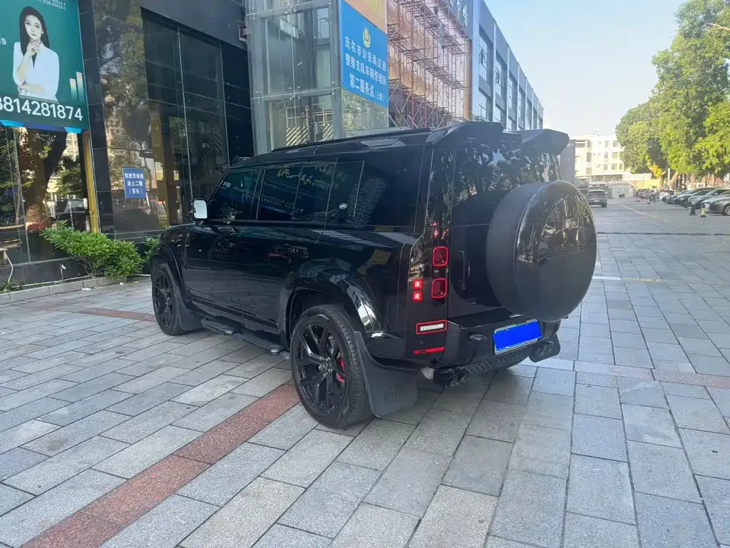 Land Rover Defender — фото 4