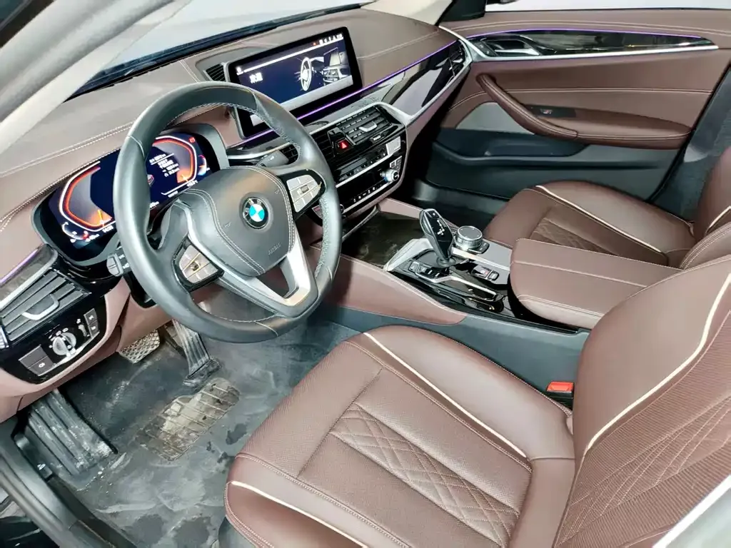 BMW 5 Series 2024 из CN, фото 4