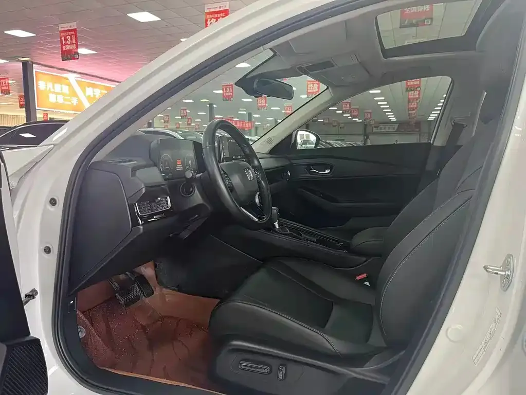 Honda Inspire 2024 из CN, фото 4