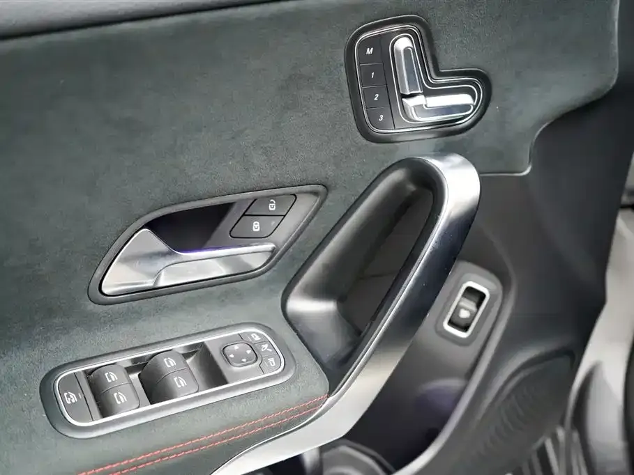 Mercedes-Benz CLA (Import) 2023 из CN, фото 8