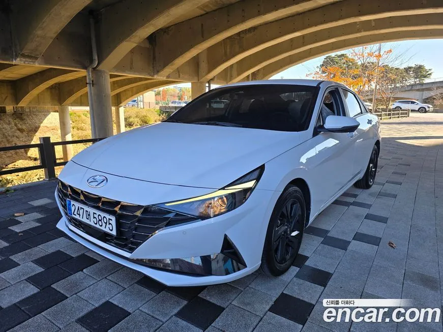 Hyundai AVANTE 2023 из KR, фото 1