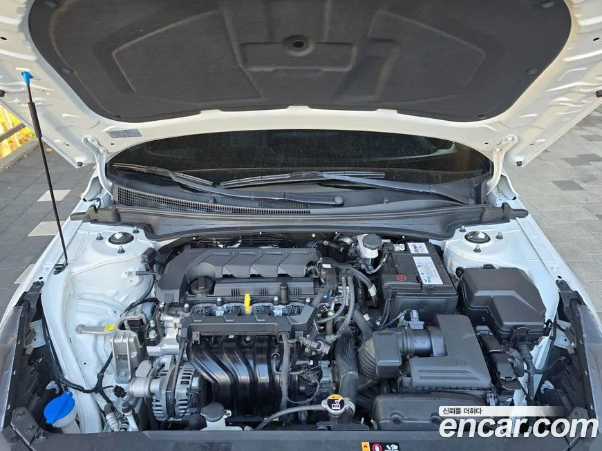 Hyundai AVANTE 2023 из KR, фото 6