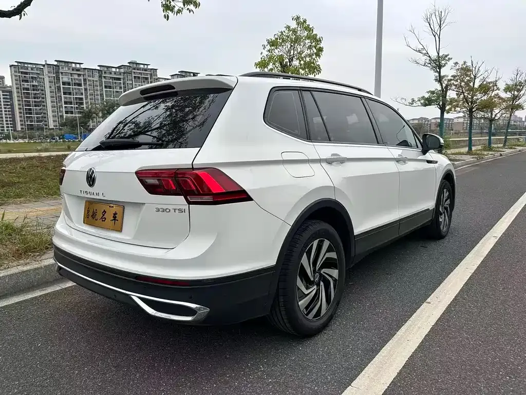 Volkswagen Tiguan L 2022 из CN, фото 5