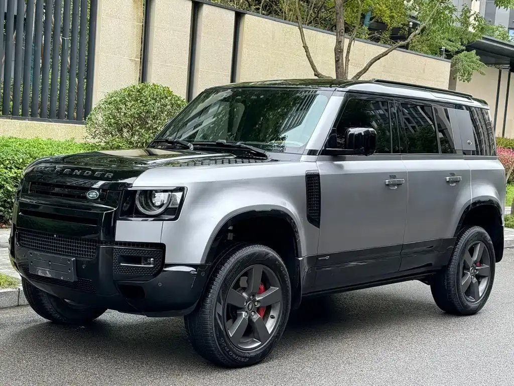 Land Rover Defender 2023 из CN, фото 1