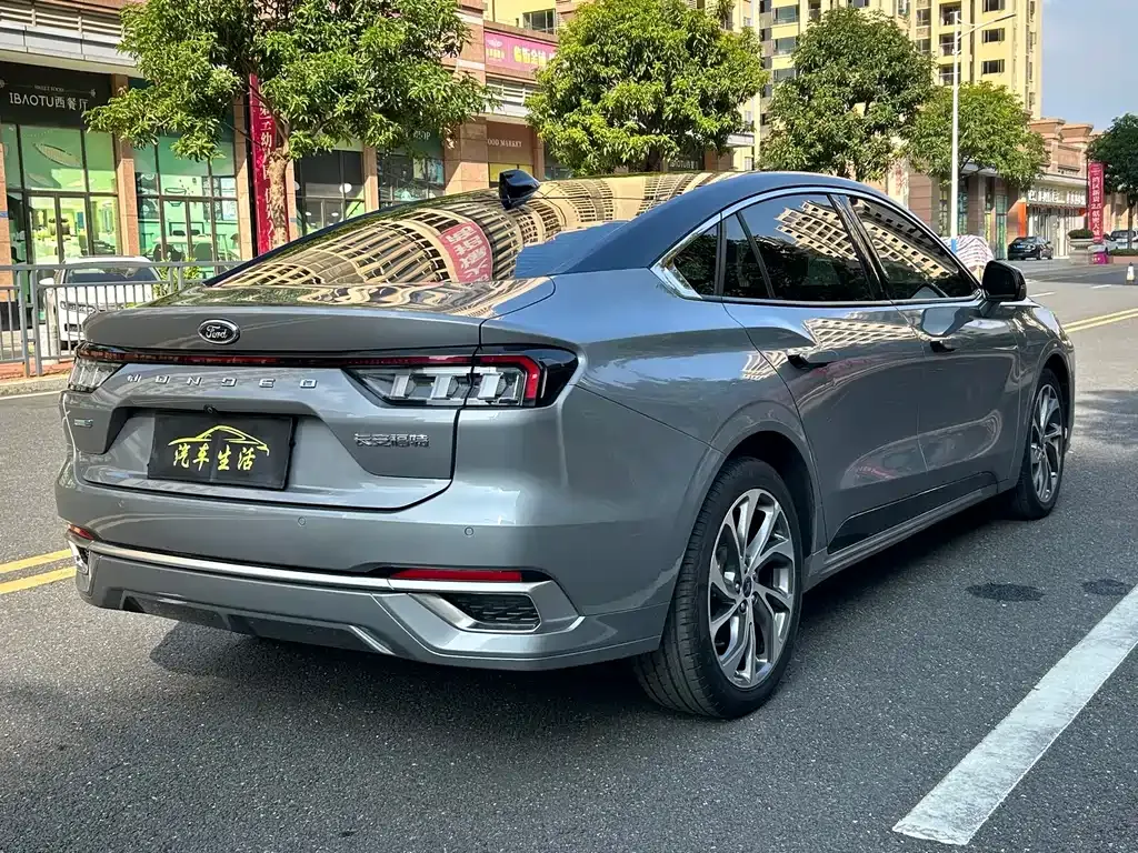 Ford Mondeo 2022 из CN, фото 4