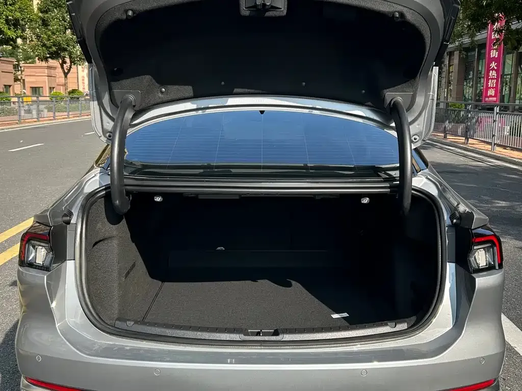 Ford Mondeo 2022 из CN, фото 9