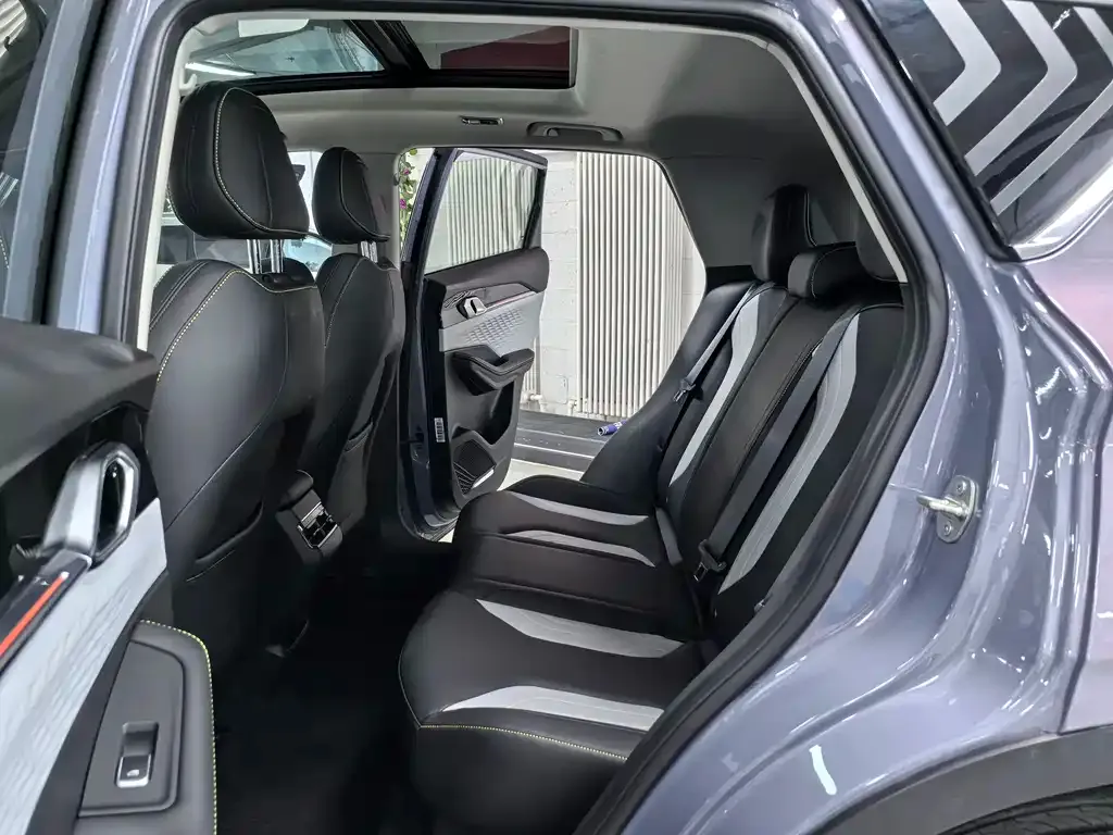 Geely Binyue 2022 из CN, фото 9