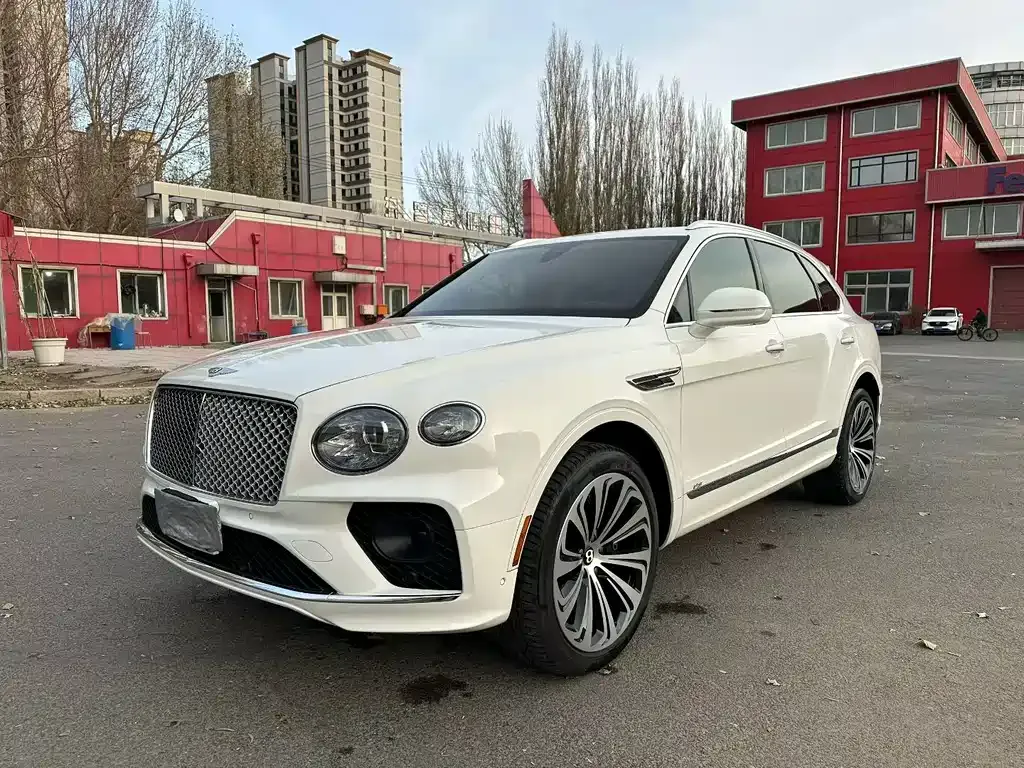 Bentley Bentayga 2022 из CN, фото 1