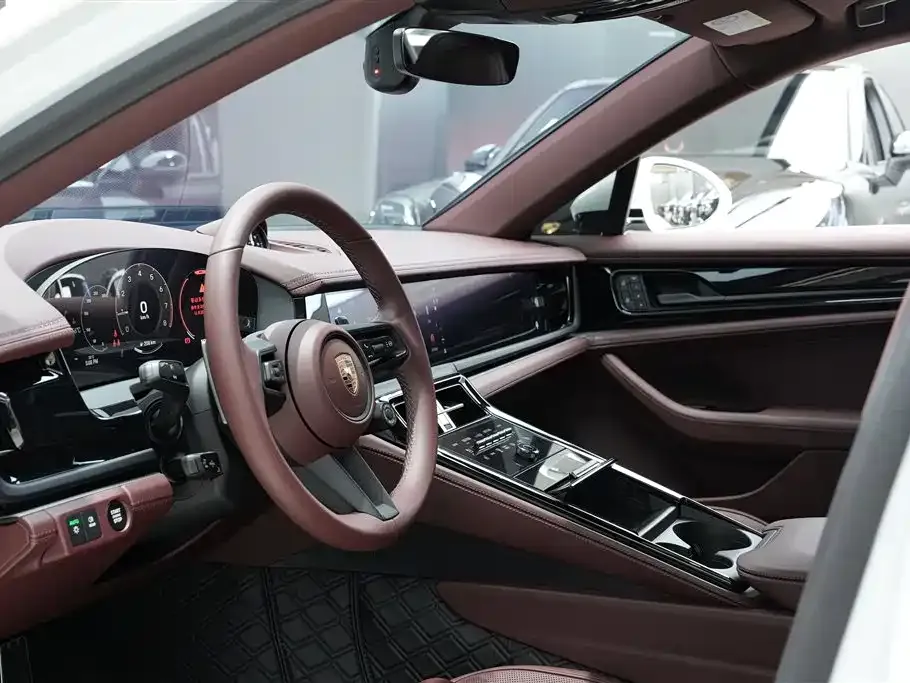 Porsche Panamera 2025 из CN, фото 8