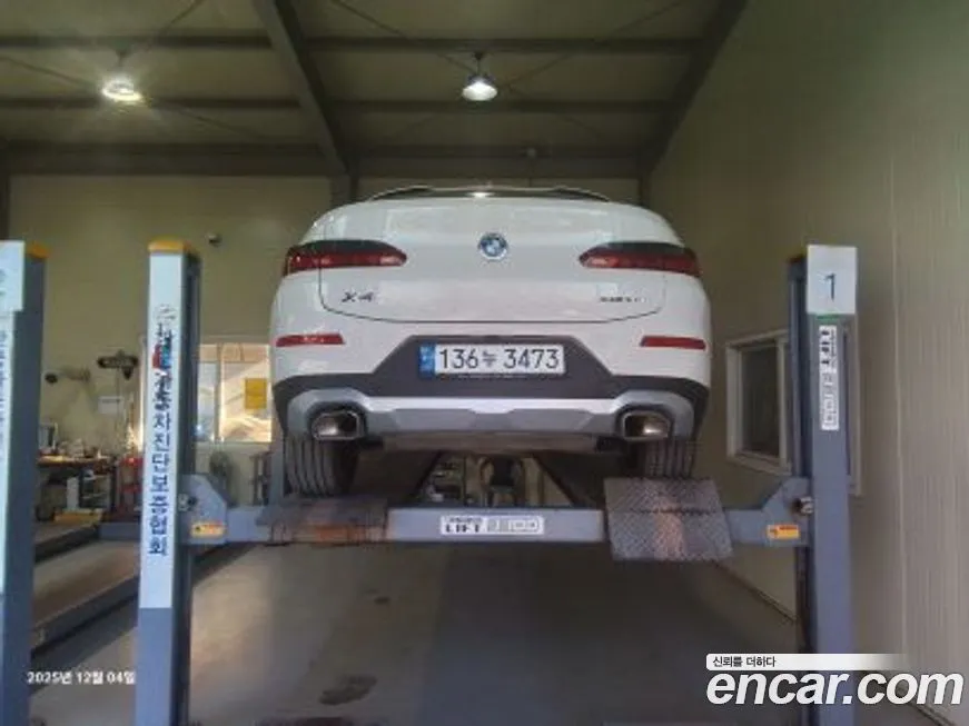 BMW X4 2023 из KR, фото 2