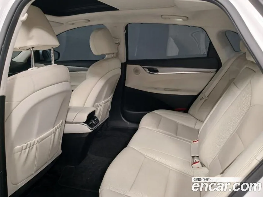 Hyundai Grandeur 2023 из KR, фото 8