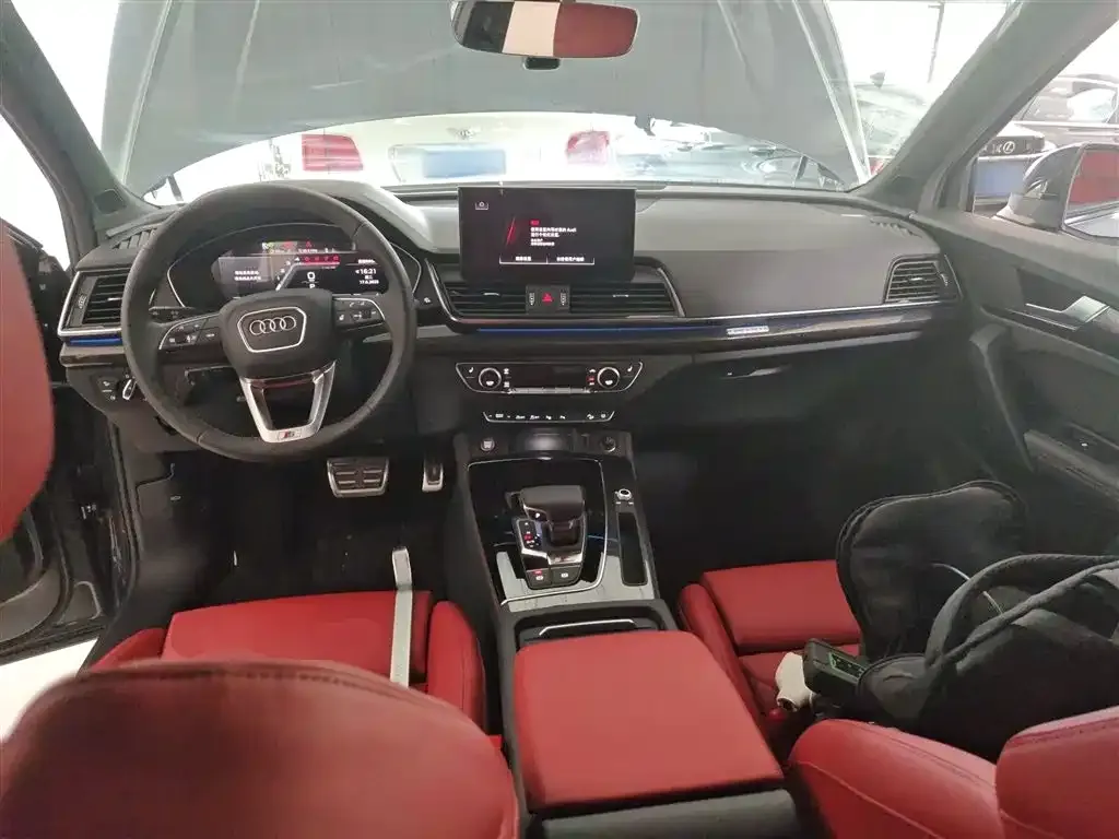 Audi SQ5 Sportback 2025 из CN, фото 10