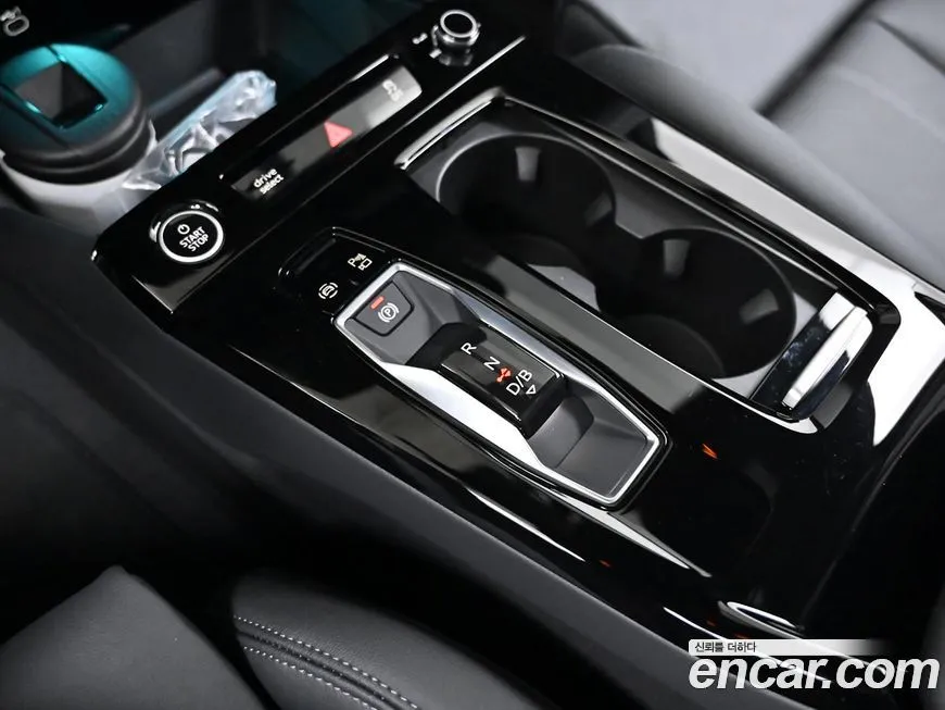 Audi Q6 e-tron 2025 из KR, фото 9