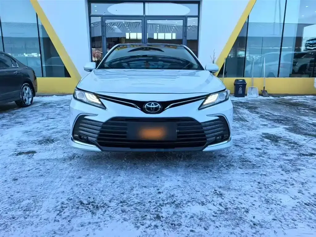 Toyota Camry 2023 из CN, фото 5