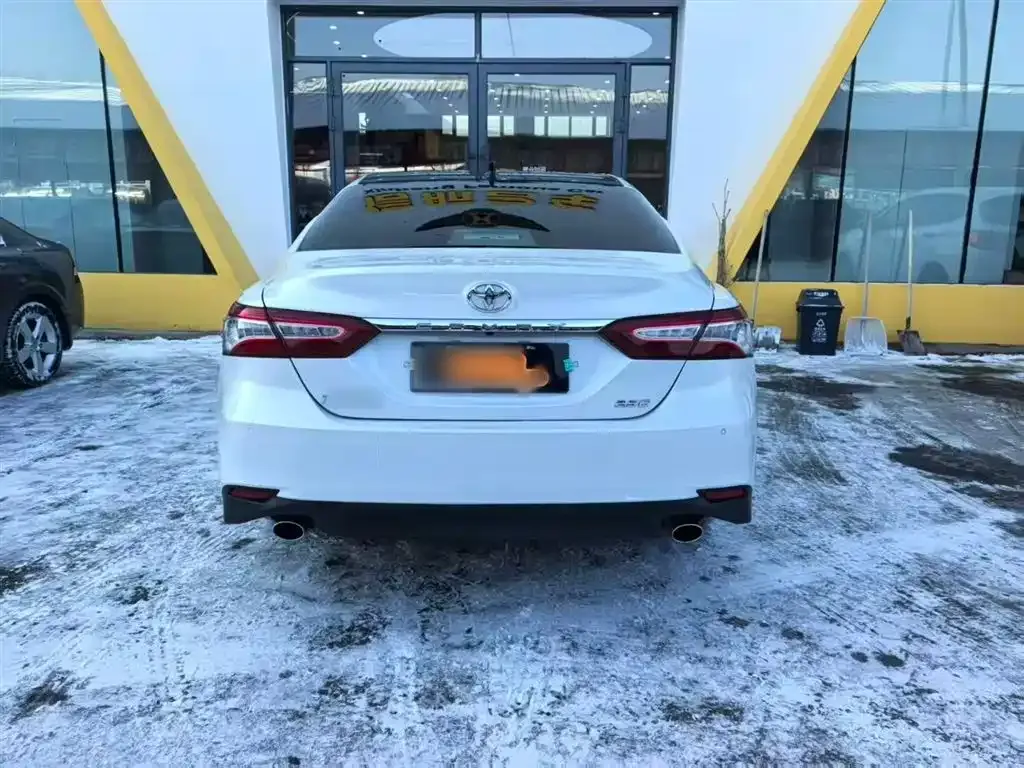 Toyota Camry 2023 из CN, фото 9