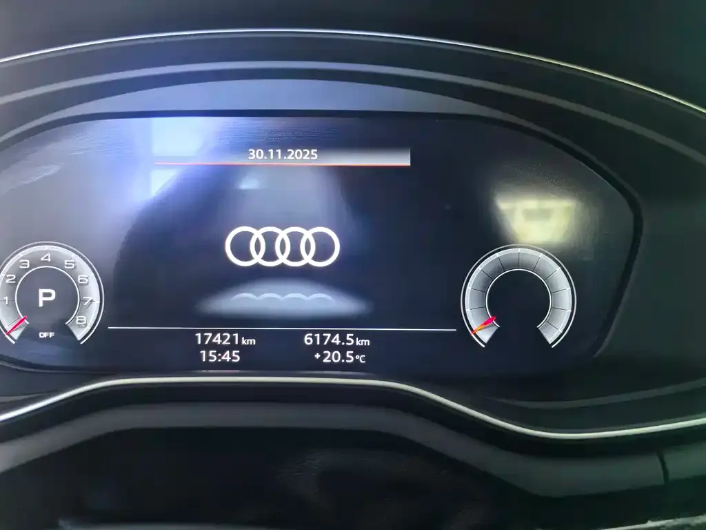 Audi A4L 2025 из CN, фото 2