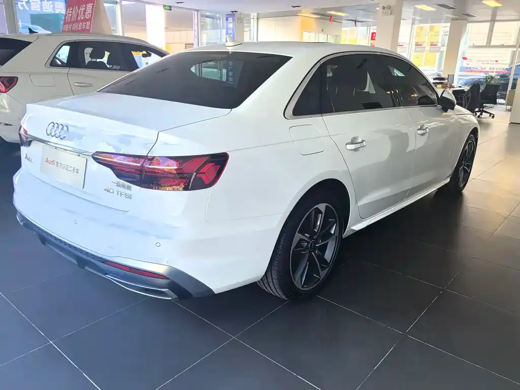 Audi A4L 2025 из CN, фото 4