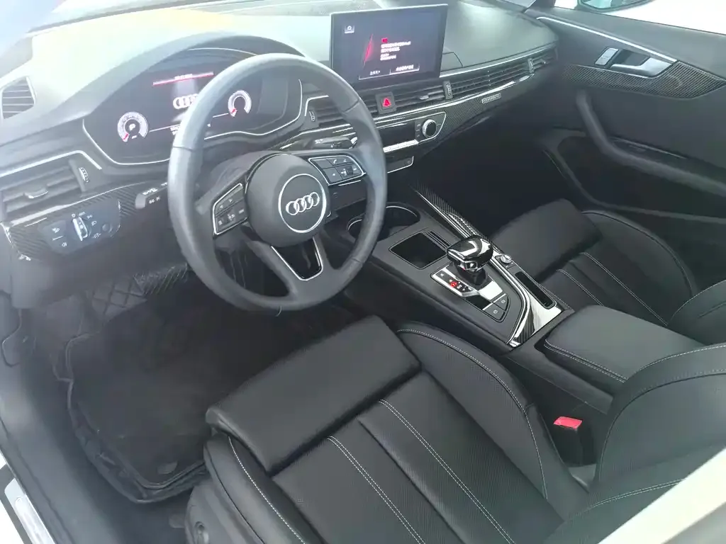 Audi A4L 2025 из CN, фото 5