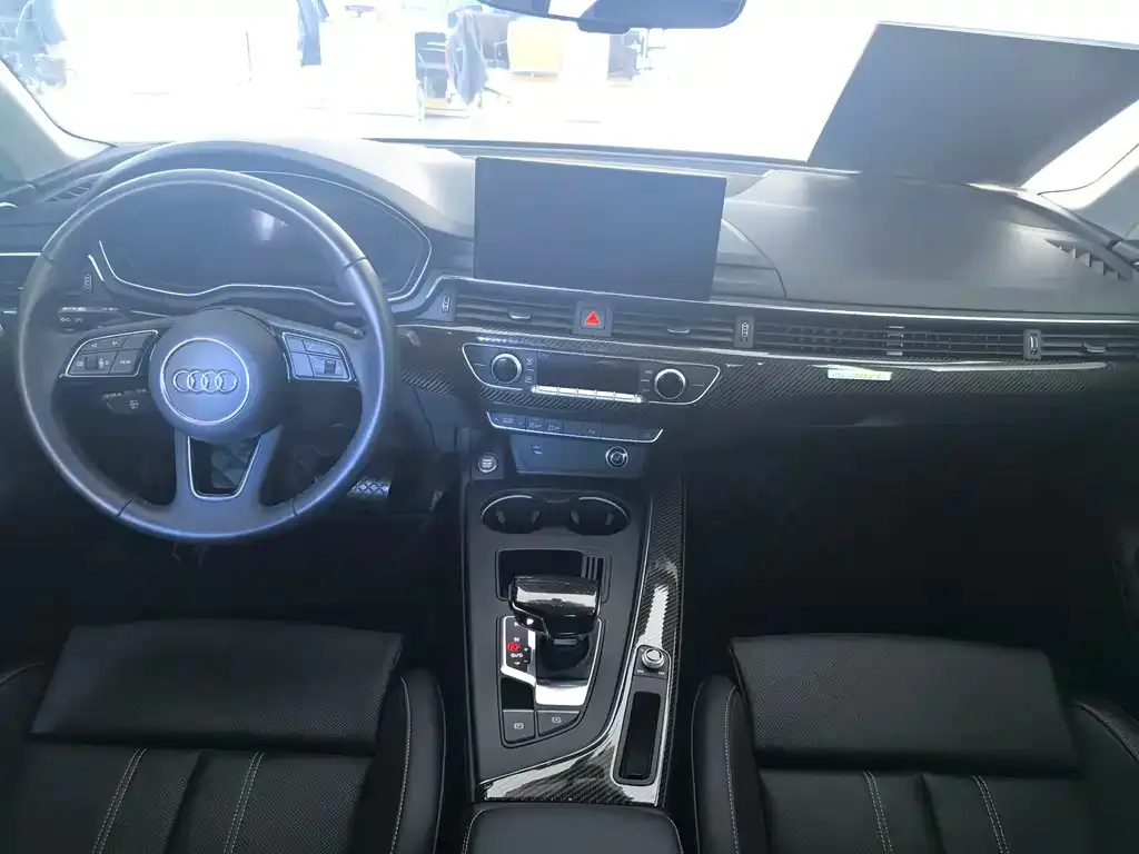 Audi A4L 2025 из CN, фото 9