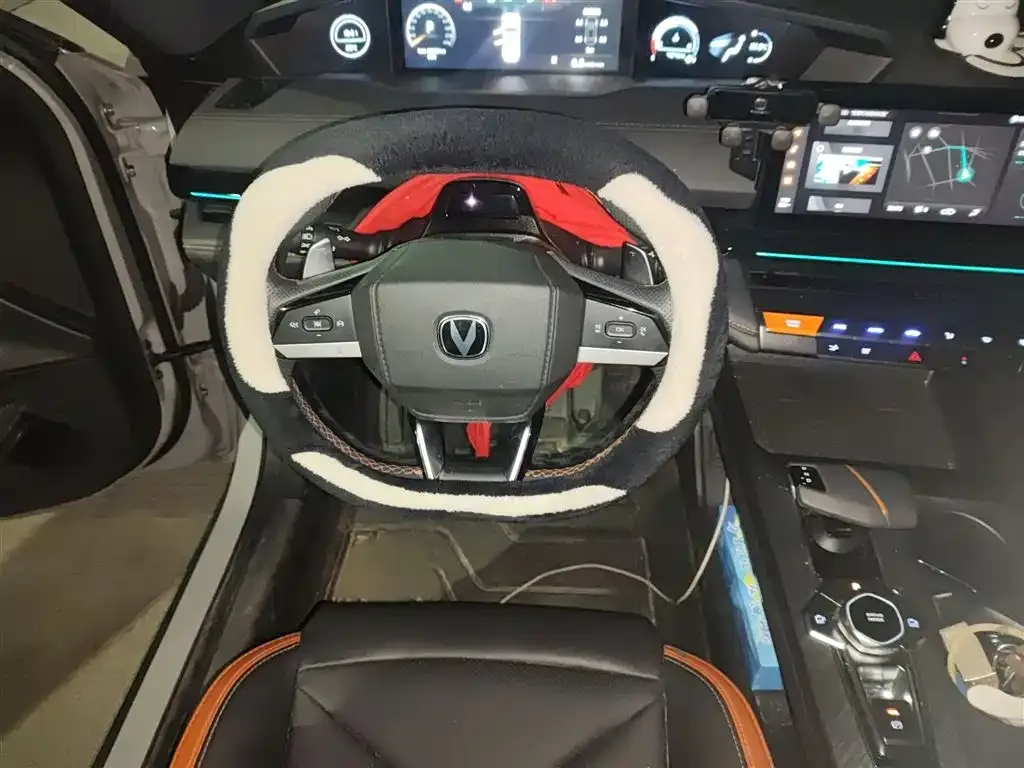 Changan UNI-V 2023 из CN, фото 3