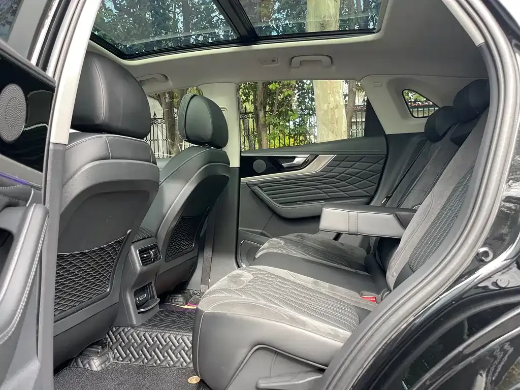 Hongqi HS5 2022 из CN, фото 10