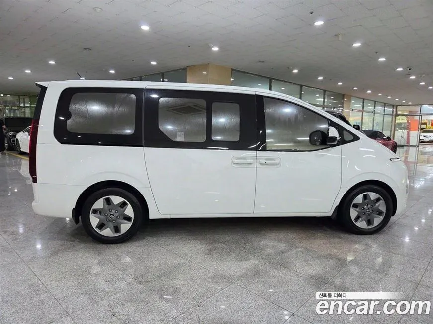 Hyundai Staria 2025 из KR, фото 5