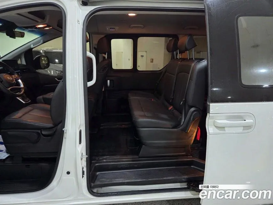Hyundai Staria 2025 из KR, фото 7