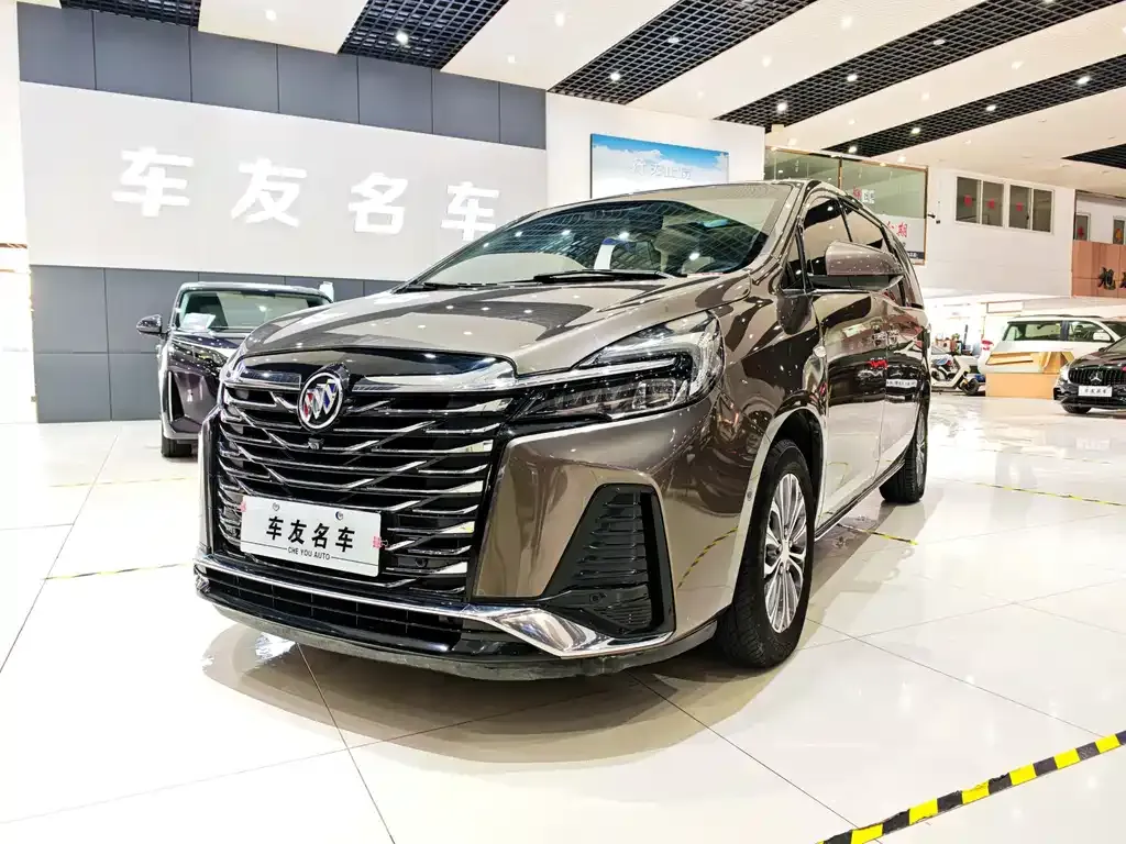 Buick GL8 2022 из CN, фото 2