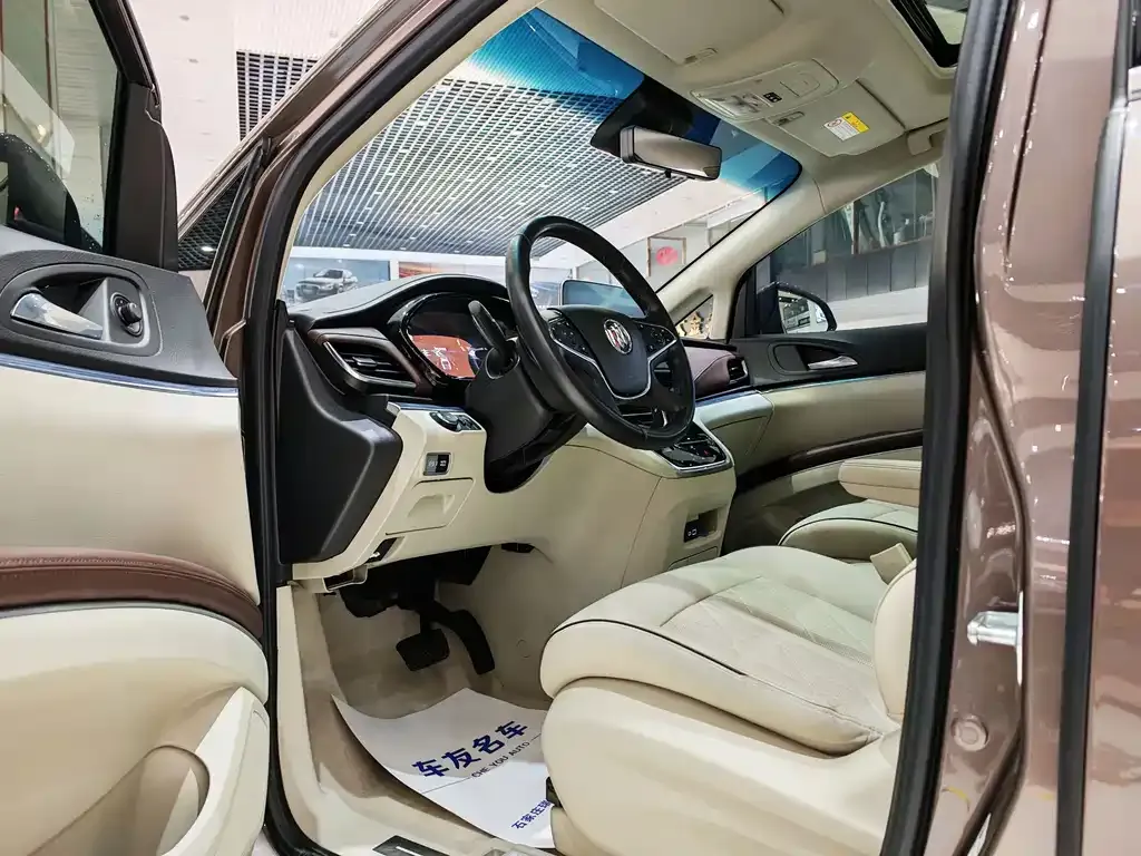 Buick GL8 2022 из CN, фото 4