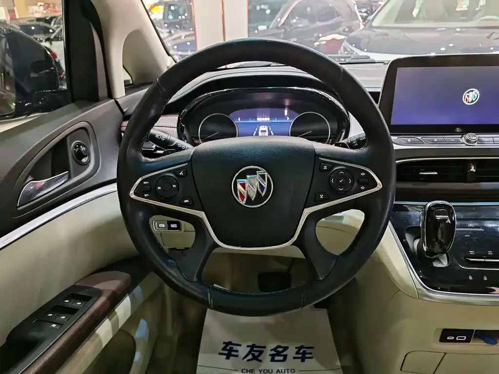 Buick GL8 2022 из CN, фото 9