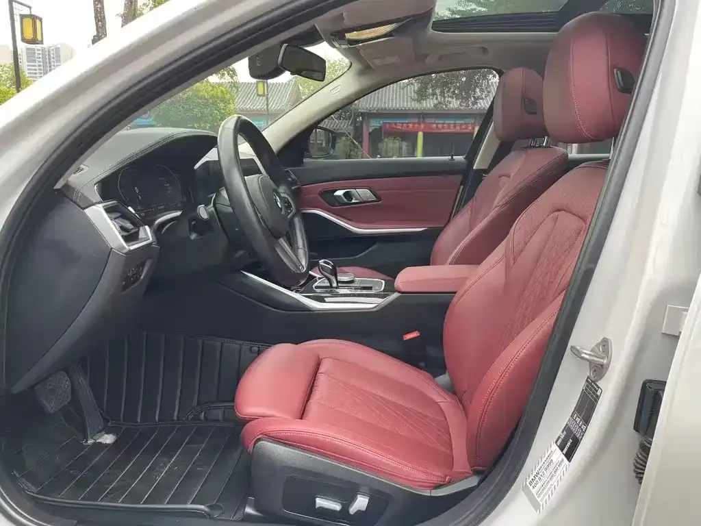 BMW 3 Series 2022 из CN, фото 4