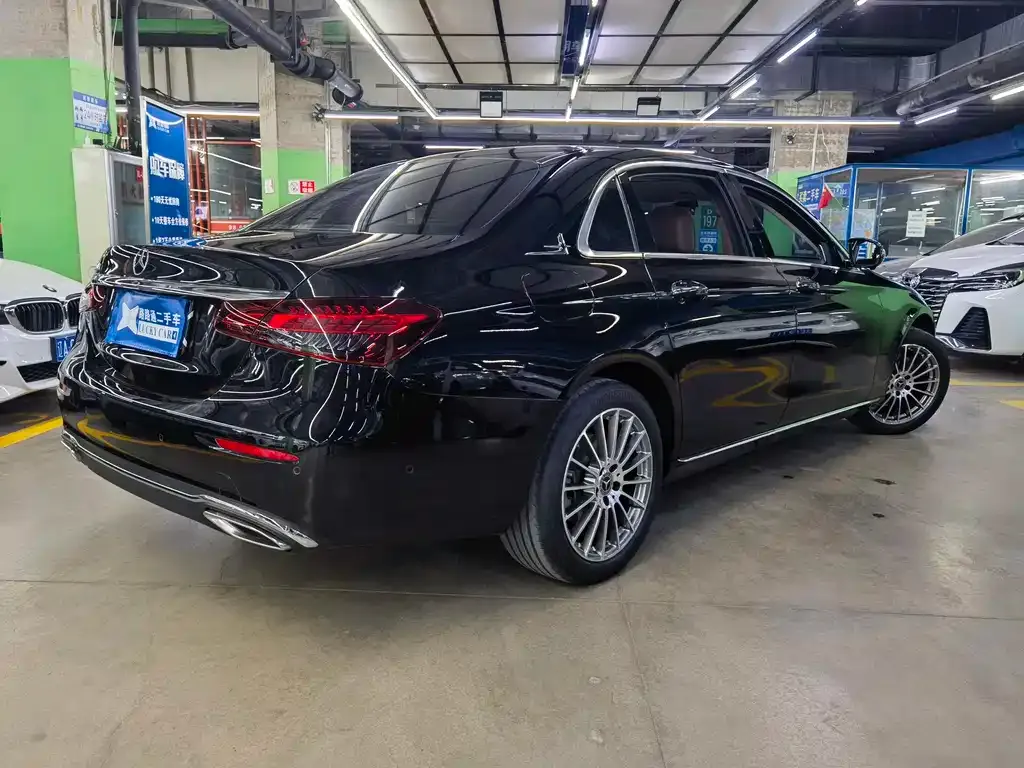 Mercedes-Benz E-Class 2023 из CN, фото 4