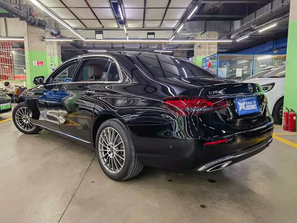 Mercedes-Benz E-Class 2023 из CN, фото 6