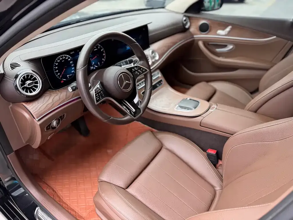 Mercedes-Benz E-Class 2024 из CN, фото 6