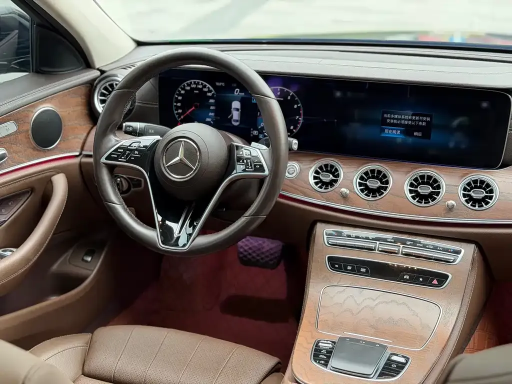 Mercedes-Benz E-Class 2024 из CN, фото 9