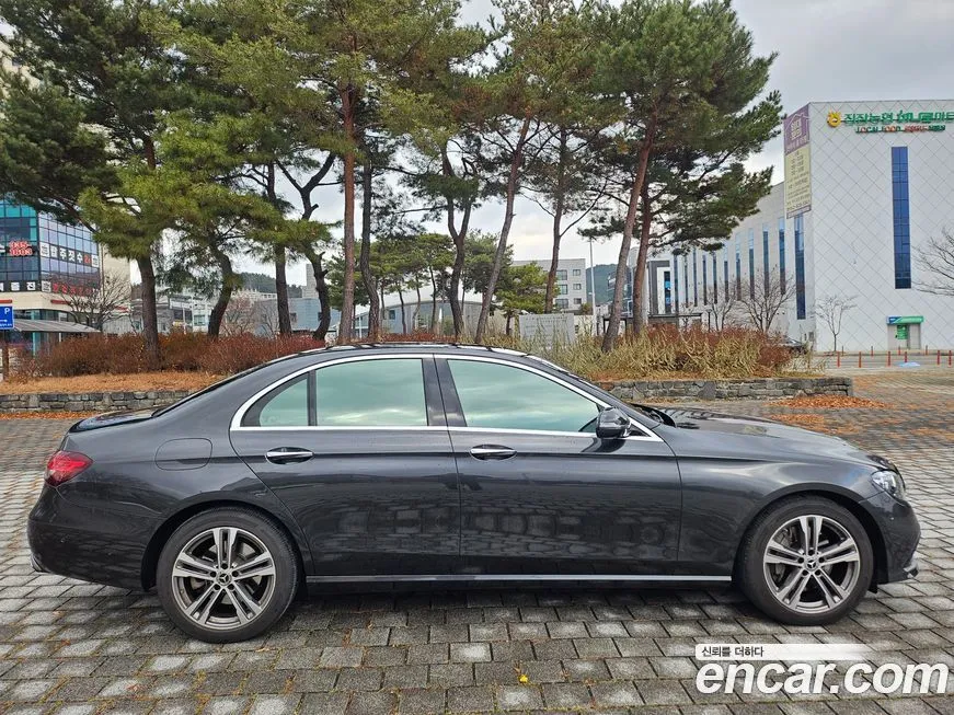 Mercedes-Benz E-Class 2022 из KR, фото 4