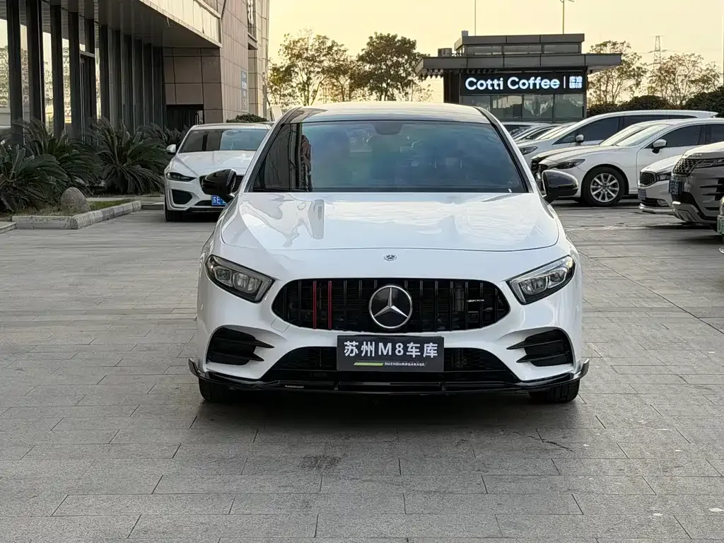 Mercedes-Benz A-Class 2023 из CN, фото 2