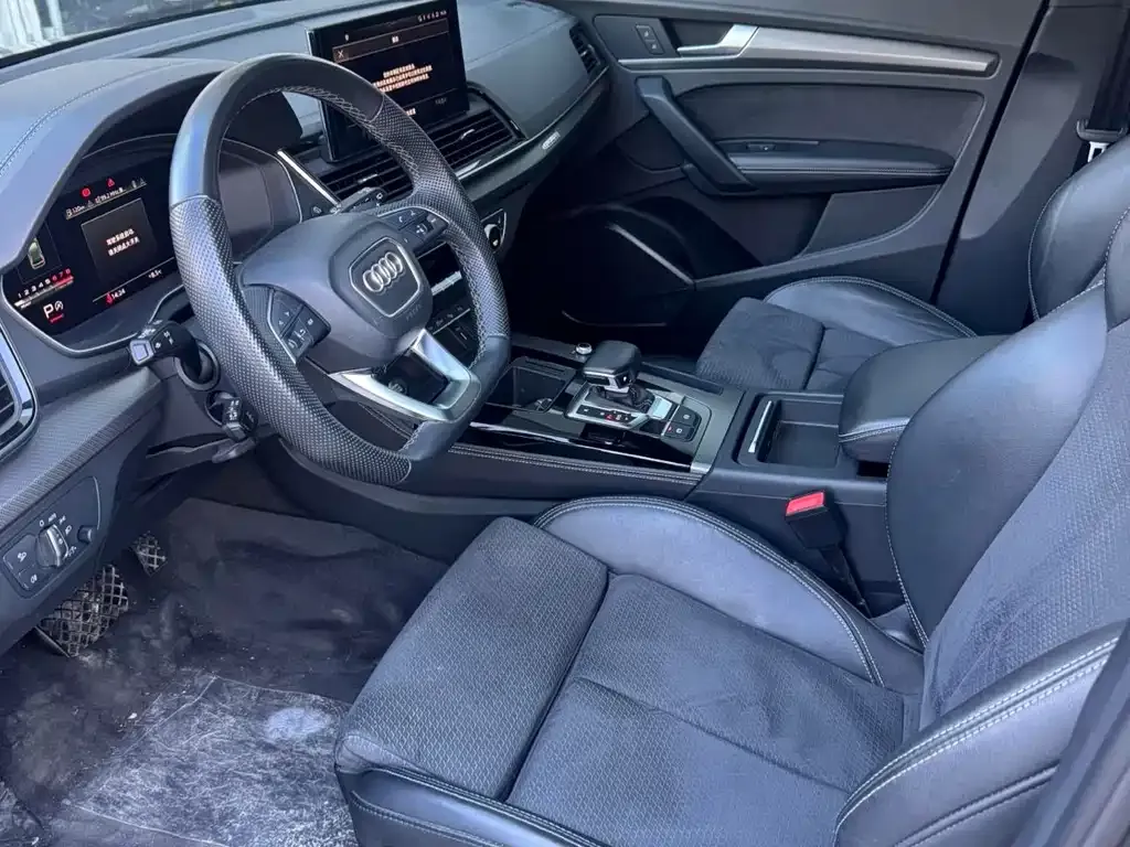 Audi Q5L Sportback 2022 из CN, фото 6