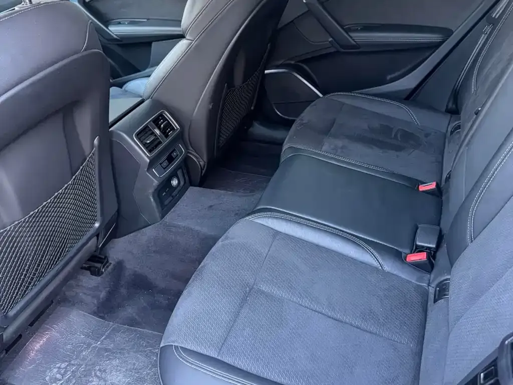 Audi Q5L Sportback 2022 из CN, фото 9