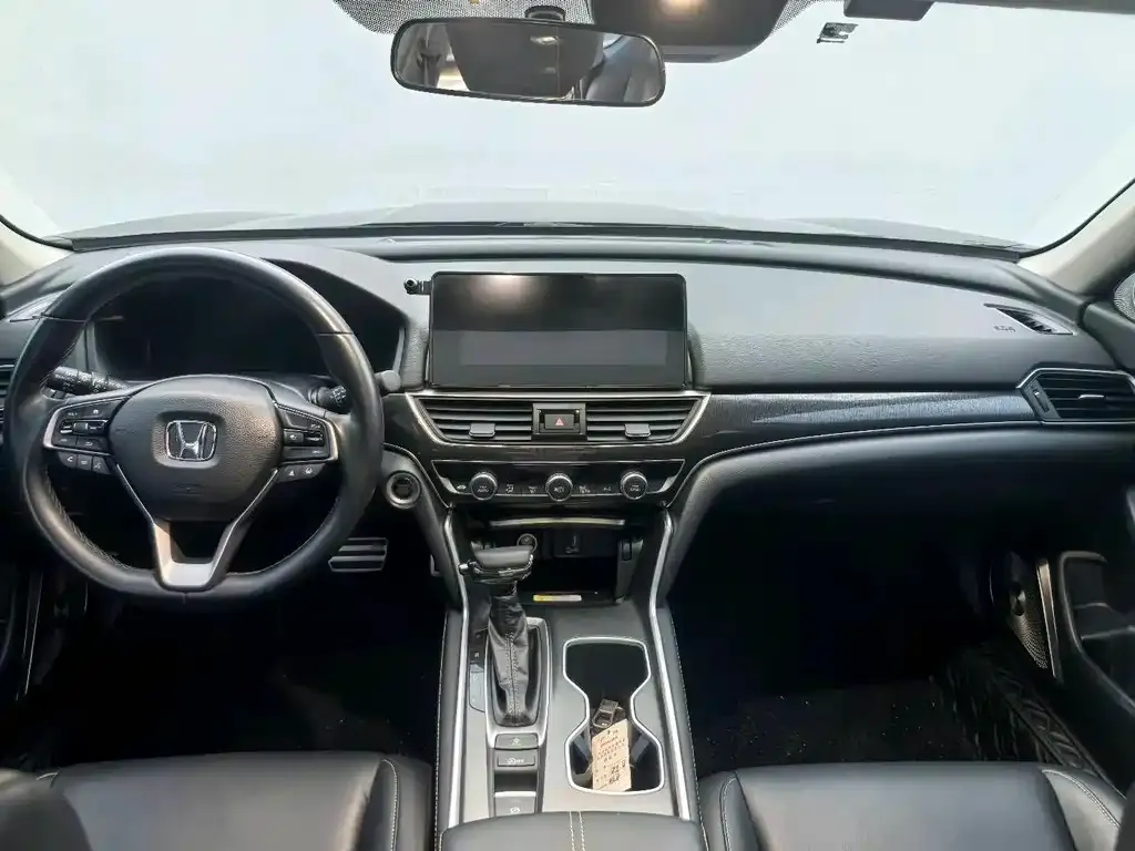 Honda Accord 2023 из CN, фото 7