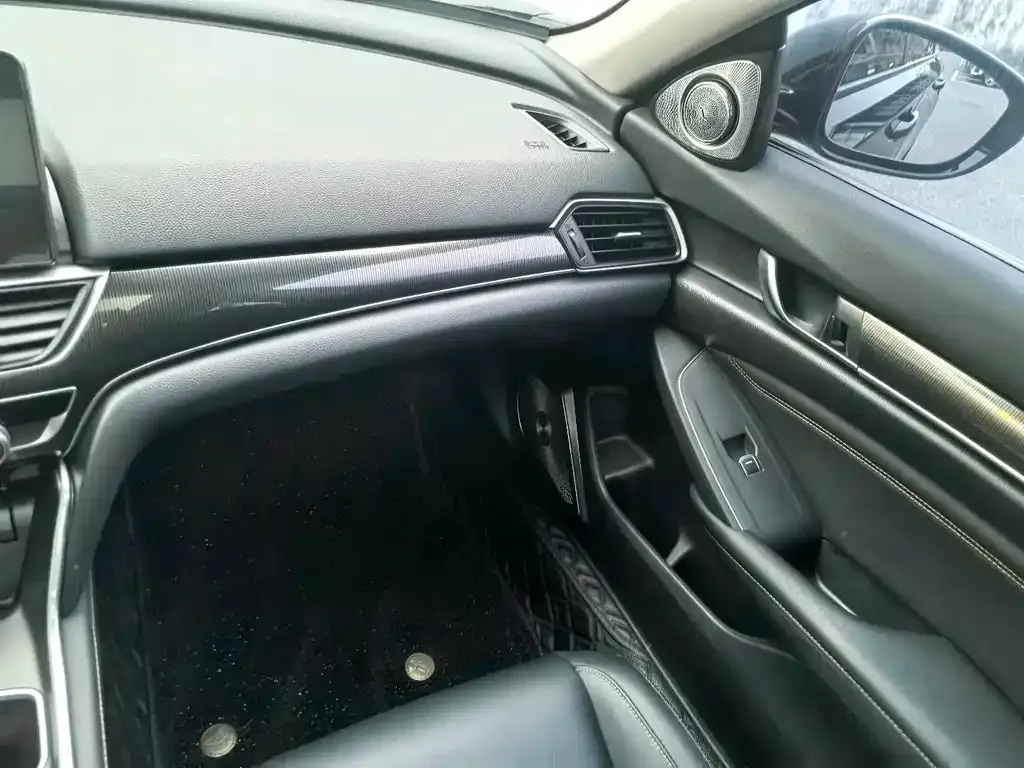 Honda Accord 2023 из CN, фото 8