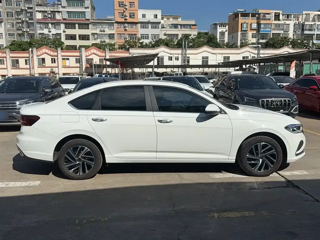Volkswagen Lavida 2023 из CN, фото 4