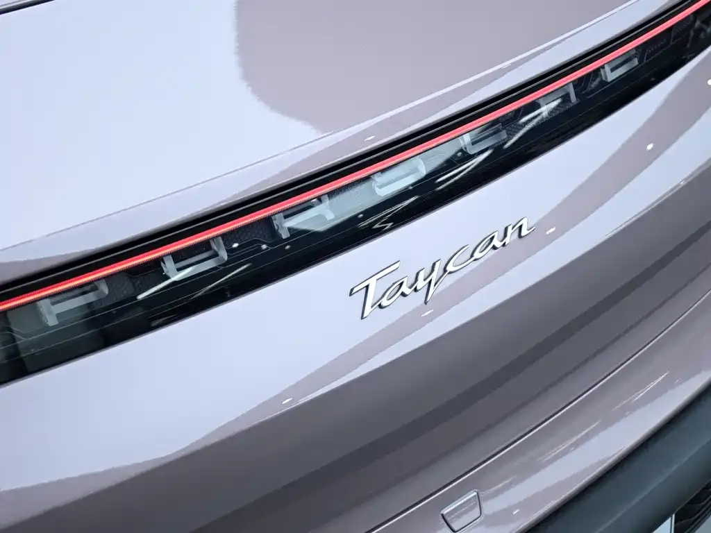 Porsche Taycan 2023 из CN, фото 6