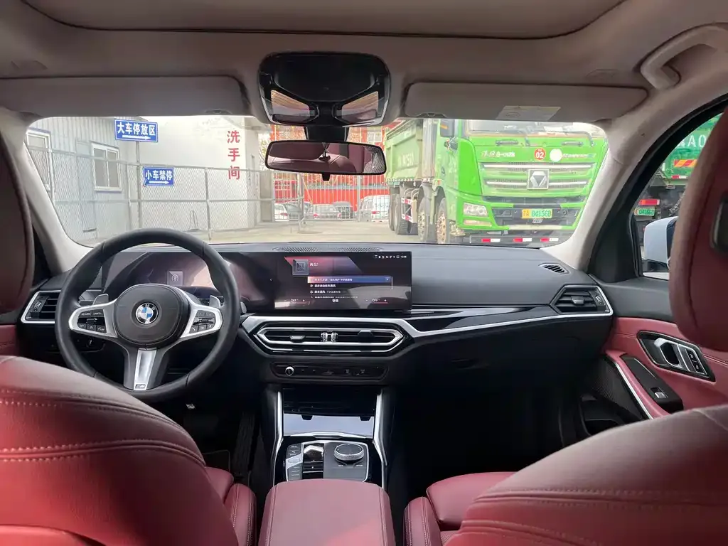 BMW 3 Series 2023 из CN, фото 10