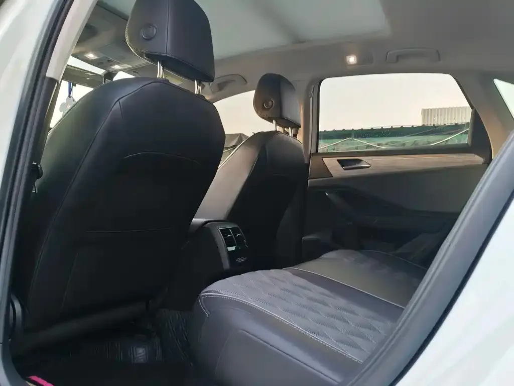Volkswagen Sagitar 2022 из CN, фото 5