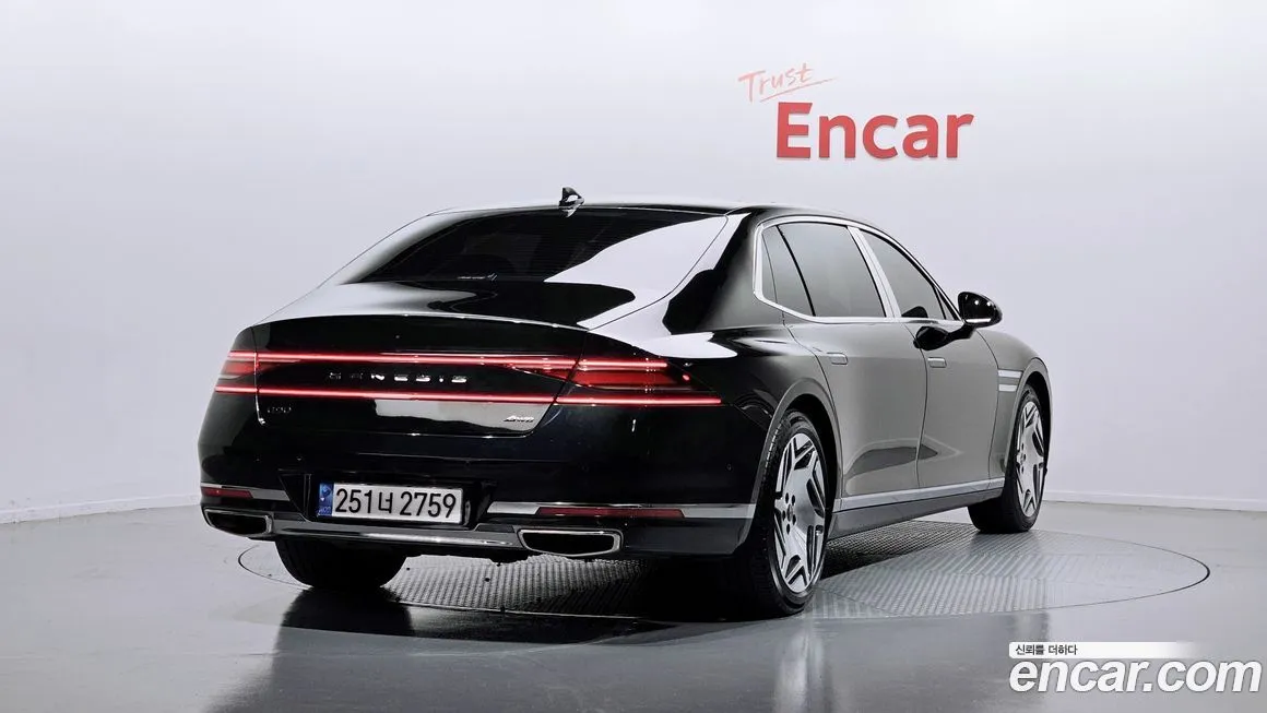 Genesis G90 2022 из KR, фото 2