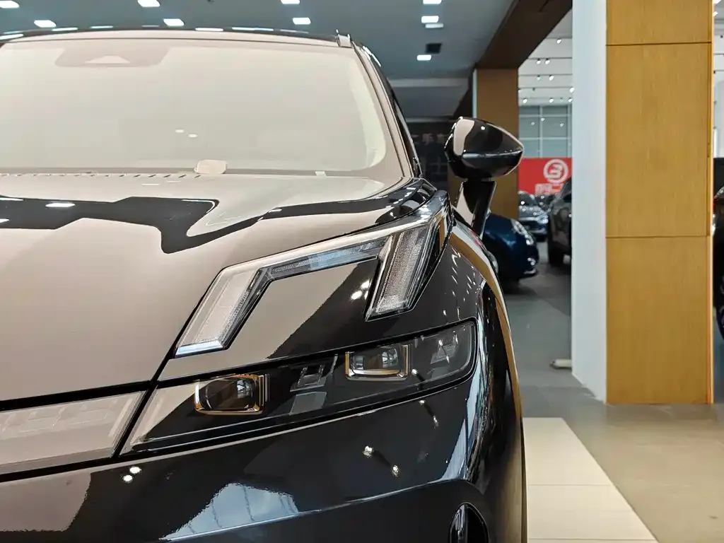 [object Object] 08 EM-P 2025 из CN, фото 2